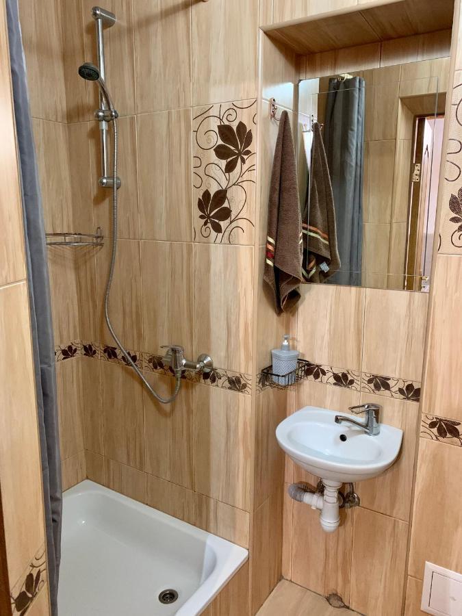 Hotel Ніч Над Карпатами Slawske Exterior foto