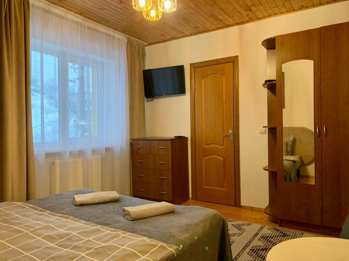 Hotel Ніч Над Карпатами Slawske Exterior foto