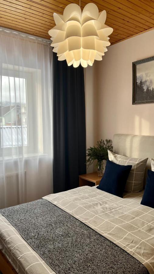 Hotel Ніч Над Карпатами Slawske Exterior foto