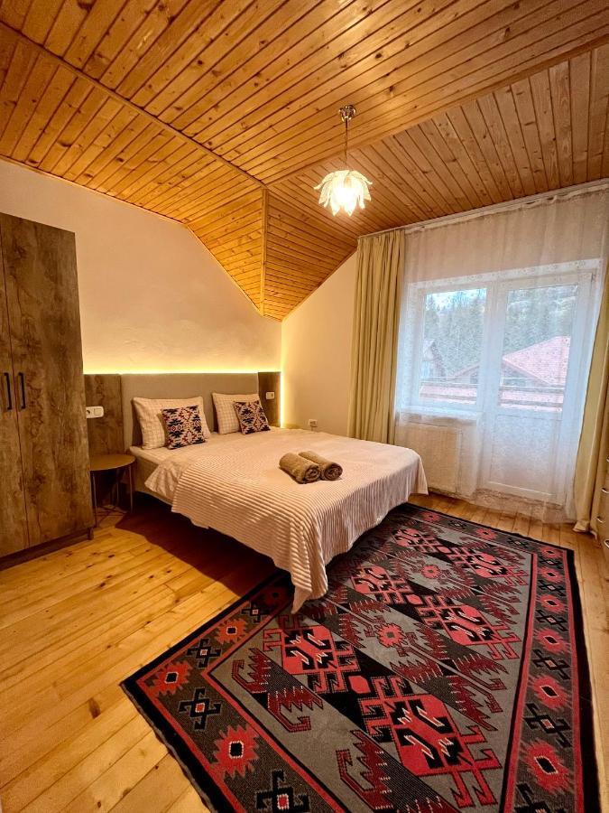 Hotel Ніч Над Карпатами Slawske Exterior foto