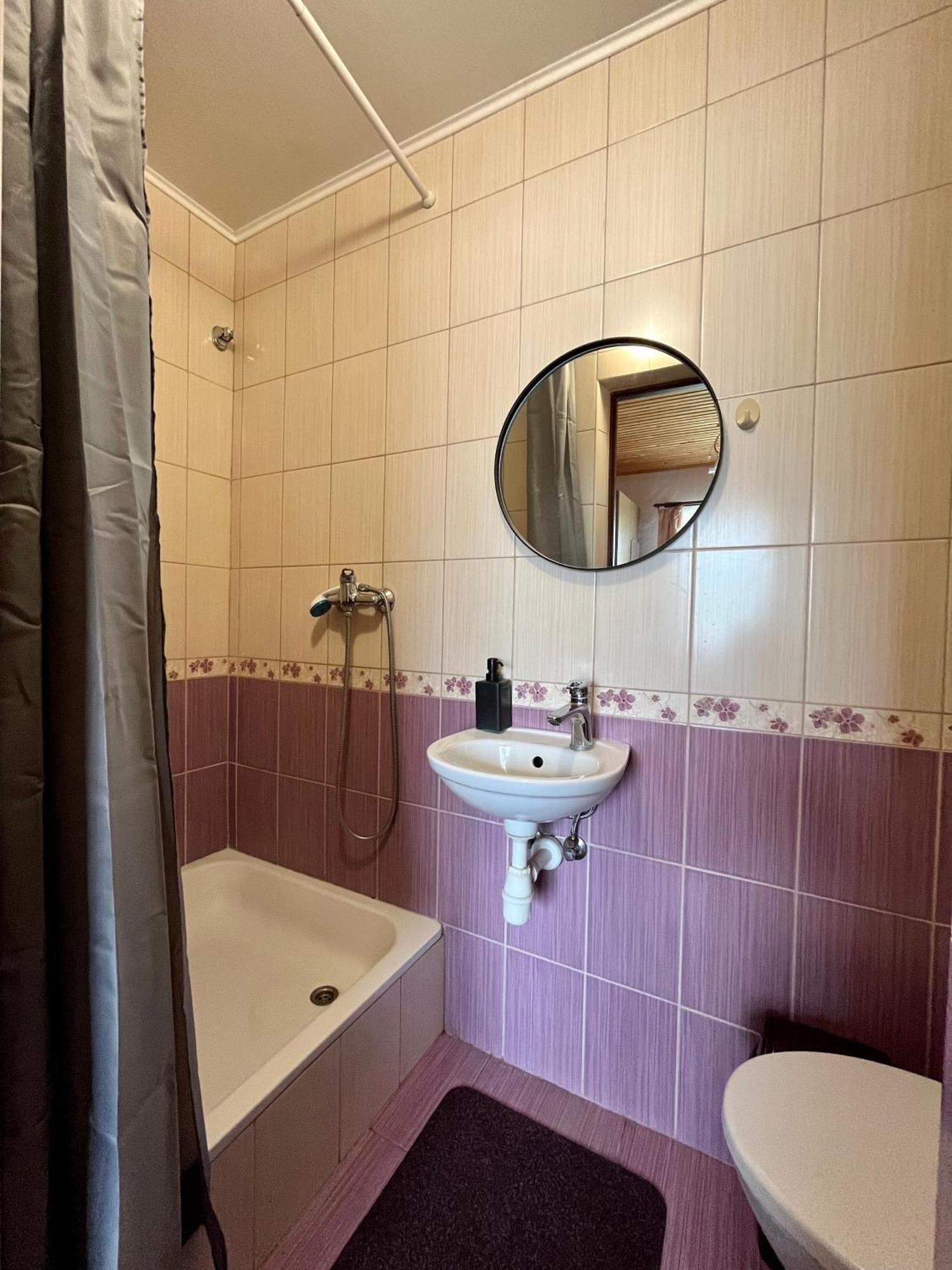 Hotel Ніч Над Карпатами Slawske Exterior foto